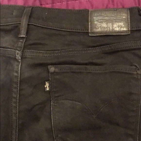 Levi’s high rise black skinny jeans - Picture 2 of 3